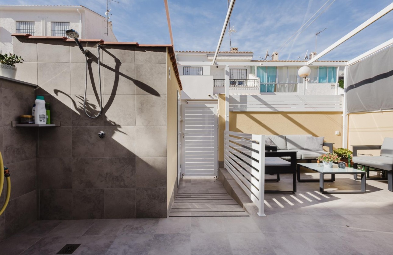 Herverkoop - Apartement Flat -
Torrevieja - Playa de los Naufragos