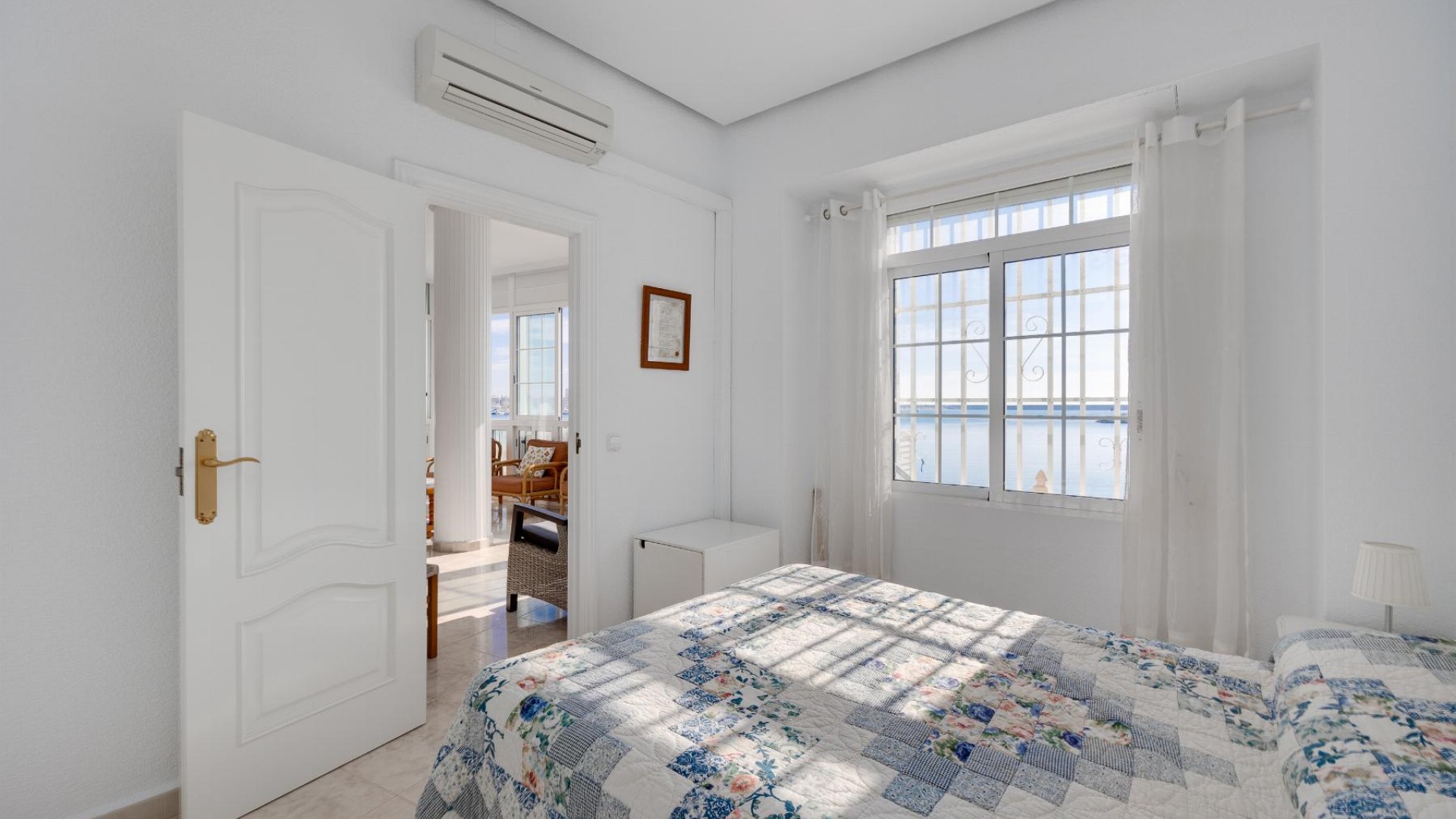 Herverkoop - Apartement Flat -
Torrevieja - Playa del Acequión