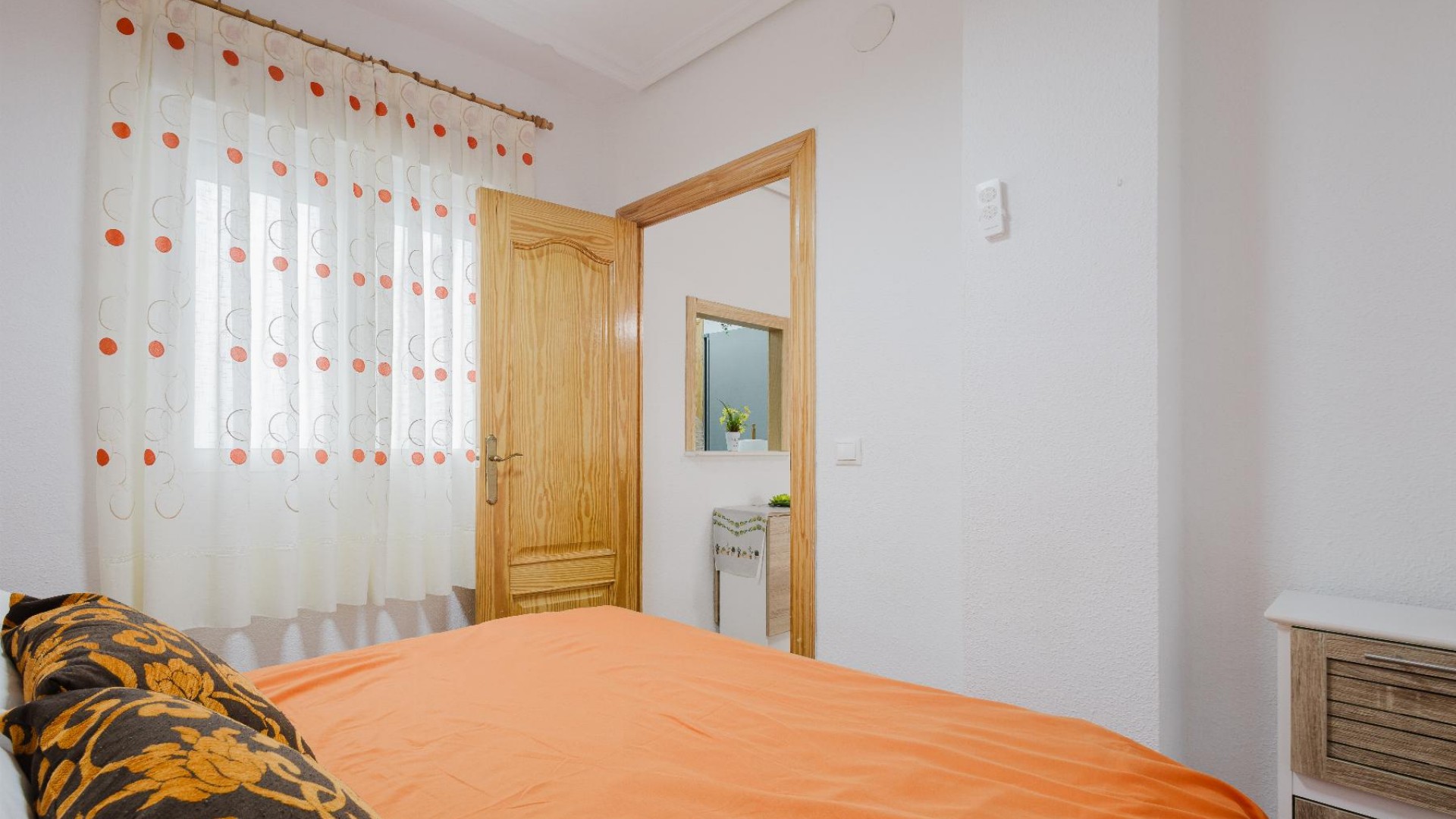 Herverkoop - Apartement Flat -
Torrevieja - Playa del Acequión