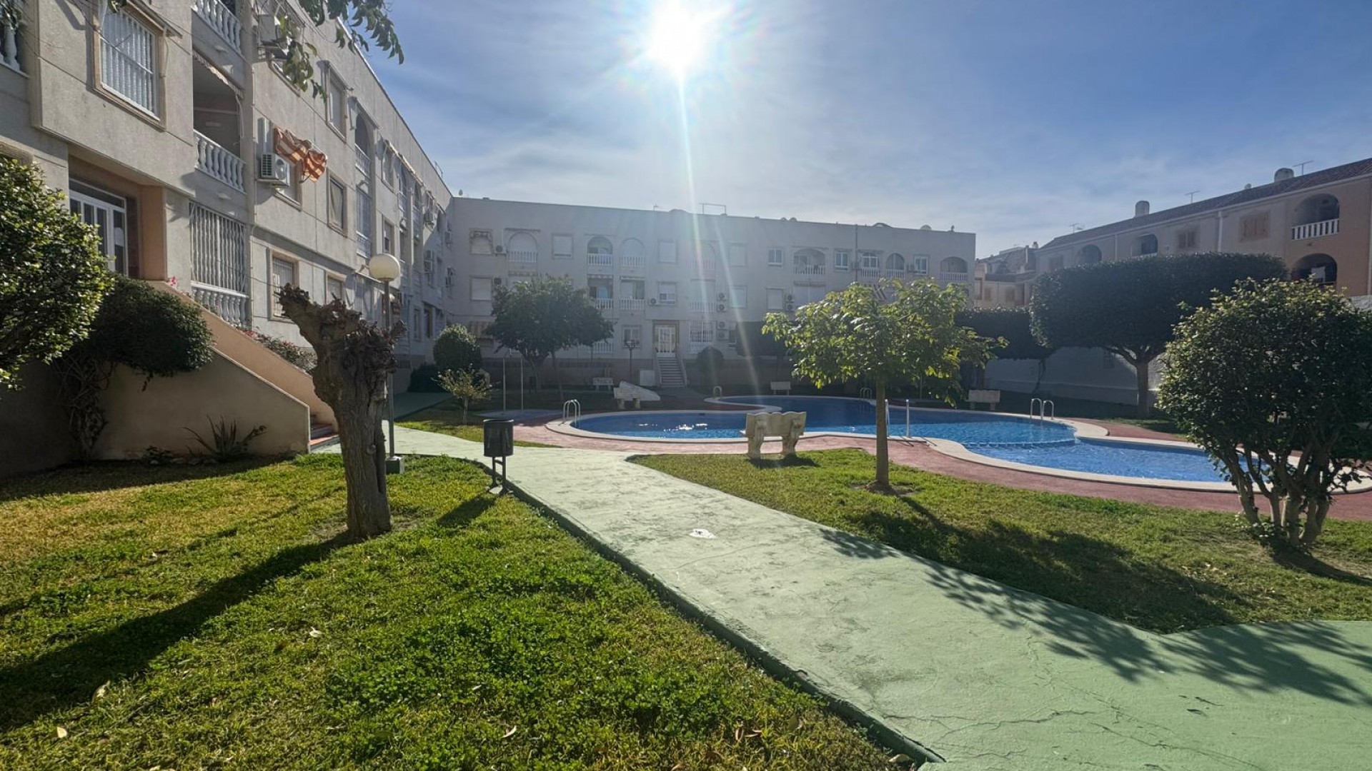 Herverkoop - Apartement Flat -
Torrevieja - Playa del Acequión
