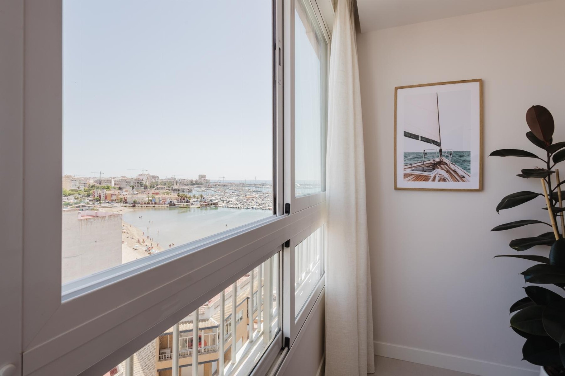 Herverkoop - Apartement Flat -
Torrevieja - Playa del Acequión