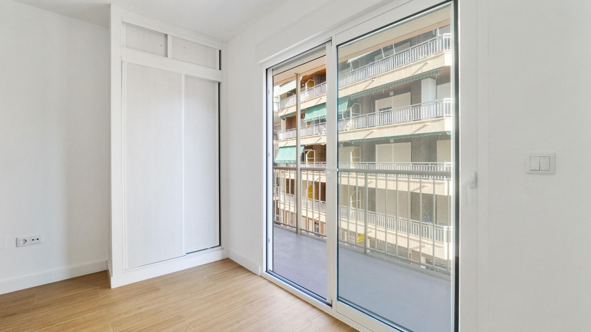 Herverkoop - Apartement Flat -
Torrevieja - Playa del cura