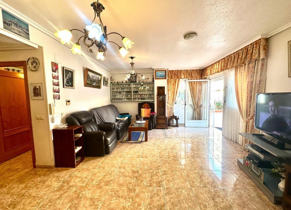 Herverkoop - Apartement Flat -
Torrevieja - Playa del cura