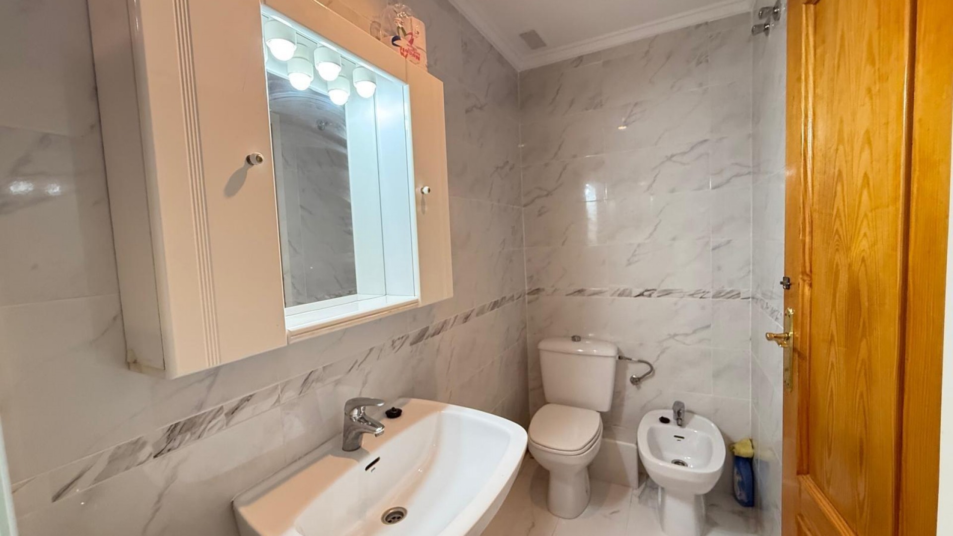 Herverkoop - Apartement Flat -
Torrevieja - Playa del Cura