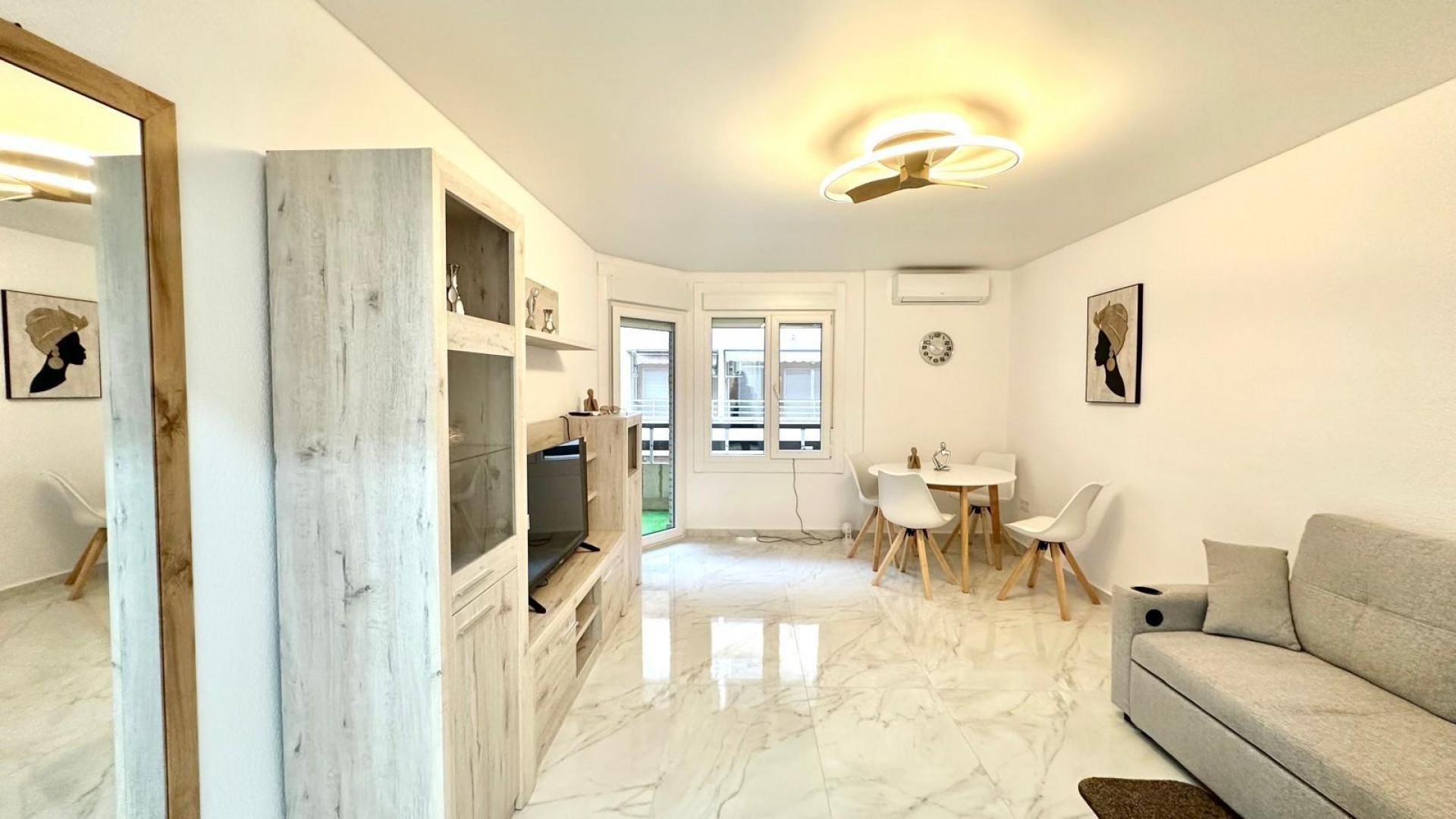 Herverkoop - Apartement Flat -
Torrevieja - Playa del cura