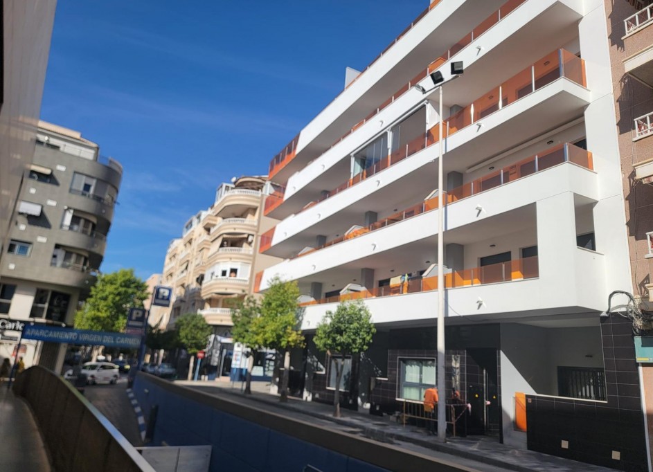 Herverkoop - Apartement Flat -
Torrevieja - Playa del Cura