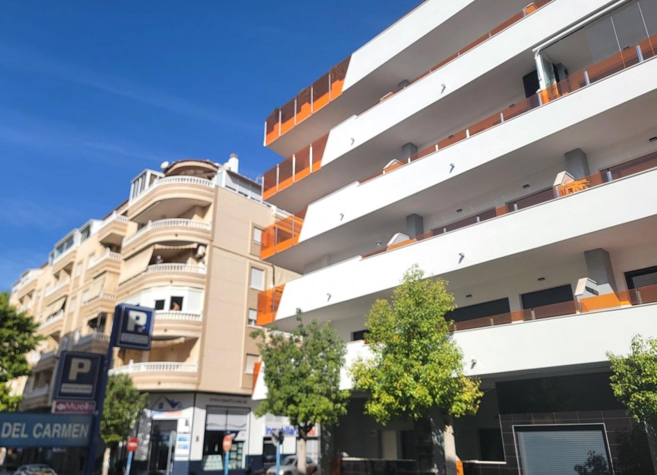 Herverkoop - Apartement Flat -
Torrevieja - Playa del Cura