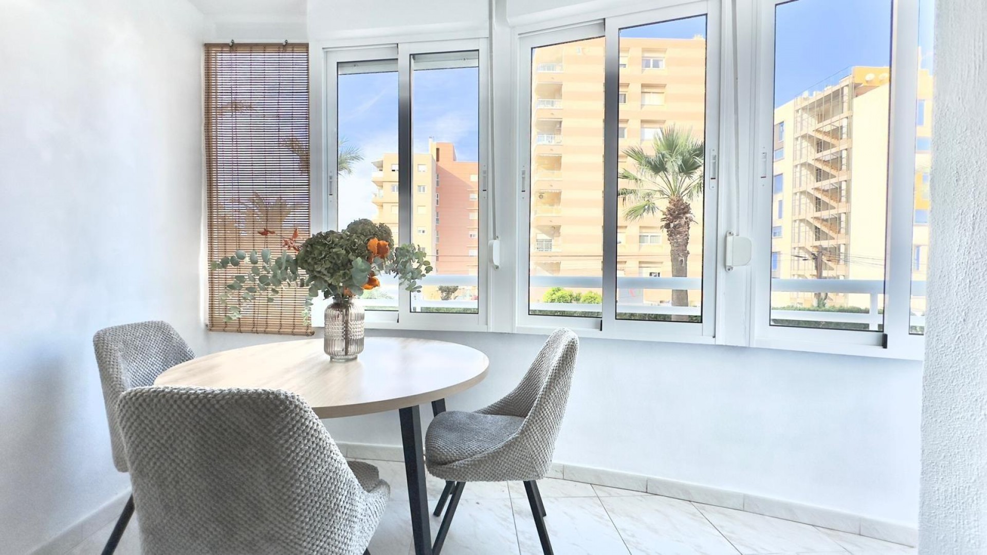 Herverkoop - Apartement Flat -
Torrevieja - Playa del cura