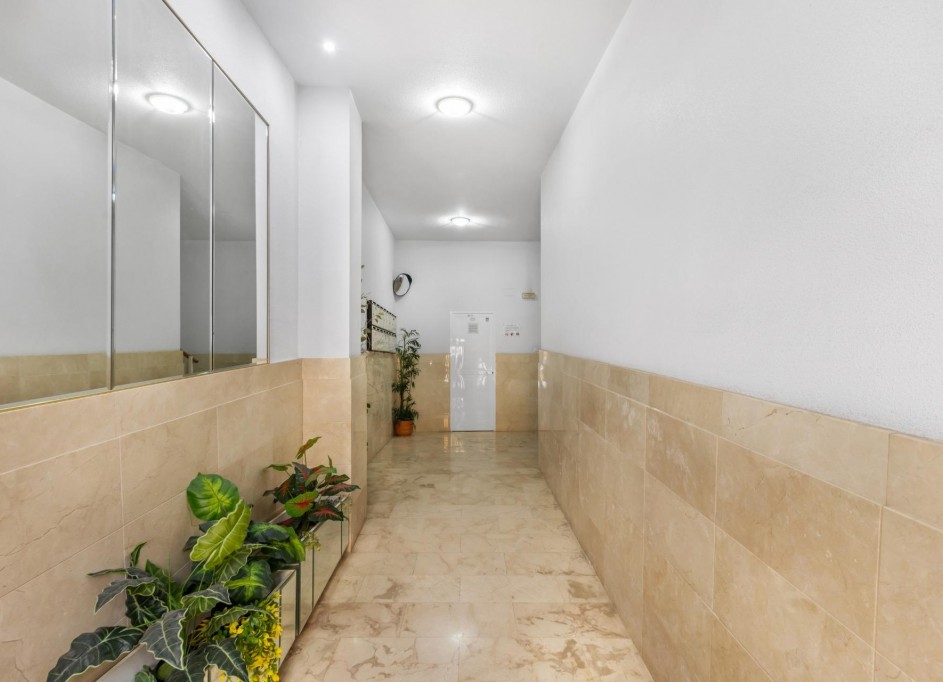 Herverkoop - Apartement Flat -
Torrevieja - Playa del cura