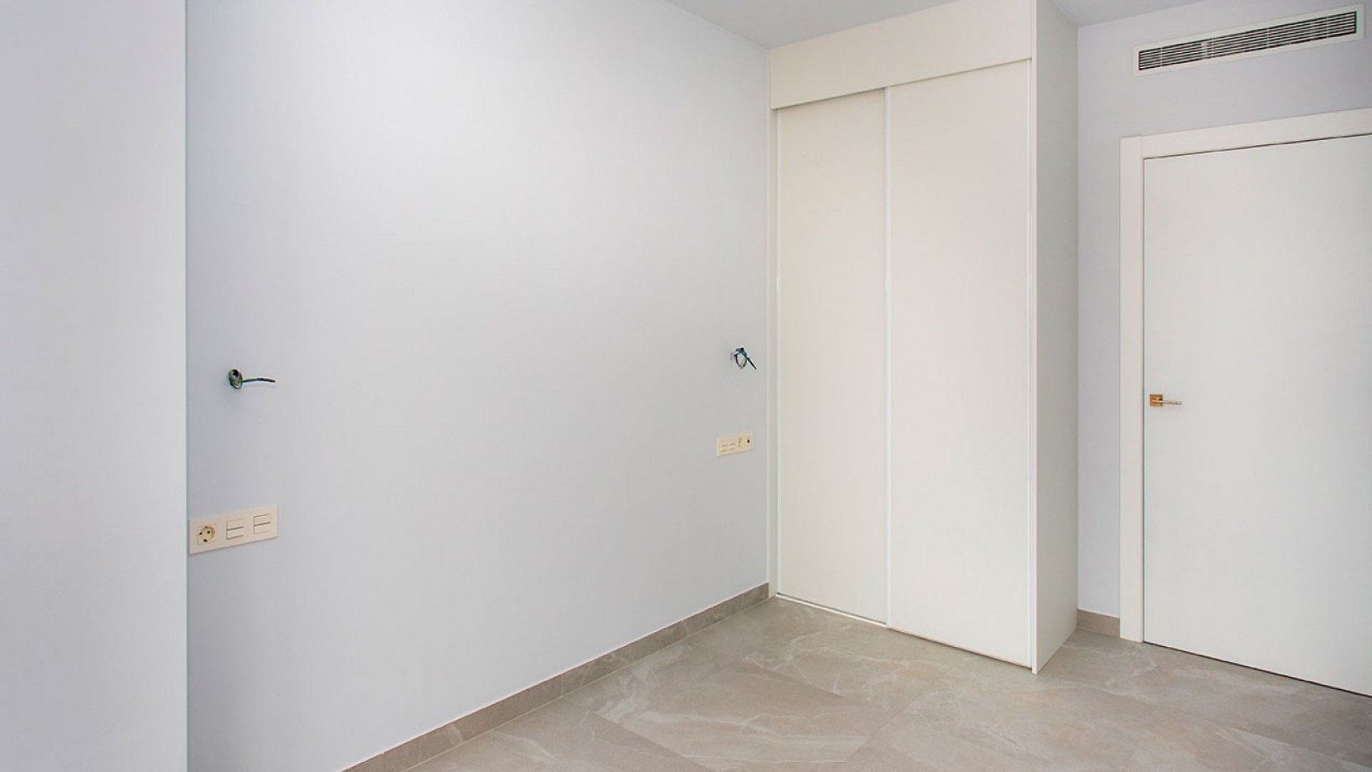 Herverkoop - Apartement Flat -
Torrevieja - Playa del Cura