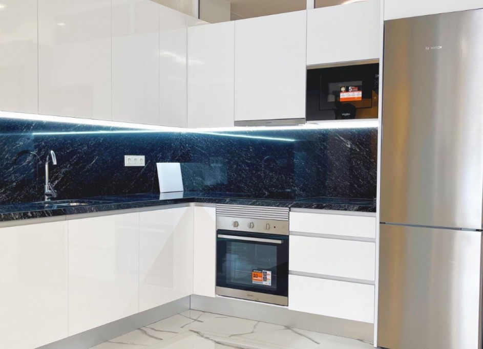 Herverkoop - Apartement Flat -
Torrevieja - Playa del Cura