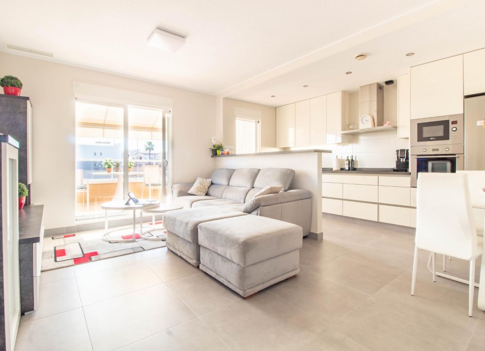 Herverkoop - Apartement Flat -
Torrevieja - Punta prima