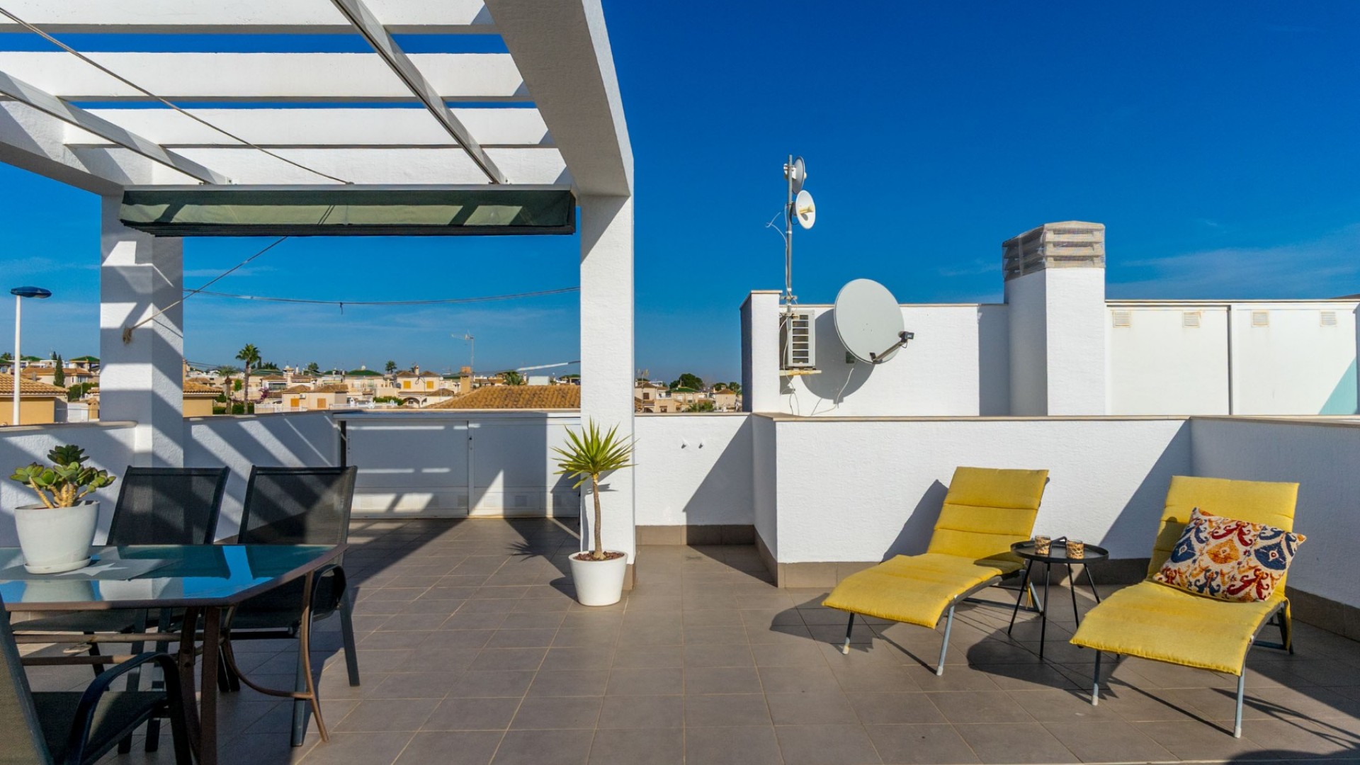 Herverkoop - Apartement Flat -
Torrevieja - Punta Prima