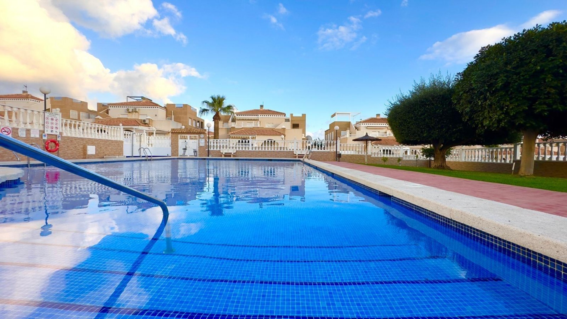 Herverkoop - Apartement Flat -
Torrevieja - Torreblanca