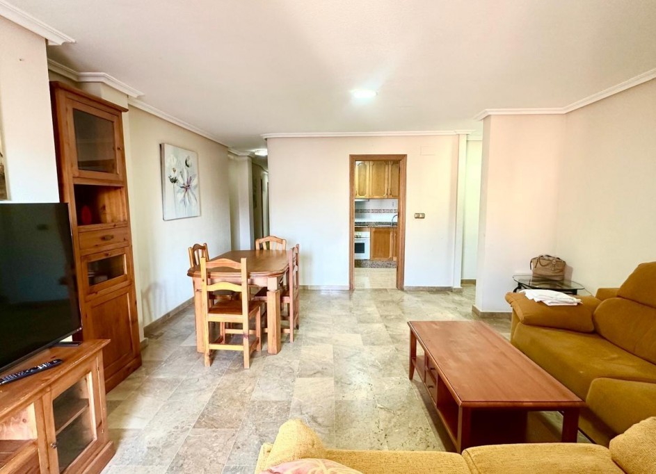 Herverkoop - Apartement Flat -
Torrevieja - torrevieja