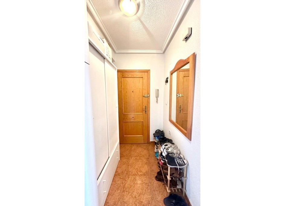 Herverkoop - Apartement Flat -
Torrevieja - torrevieja