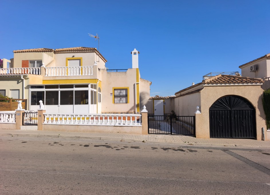 Herverkoop - Apartement Flat -
Torrevieja