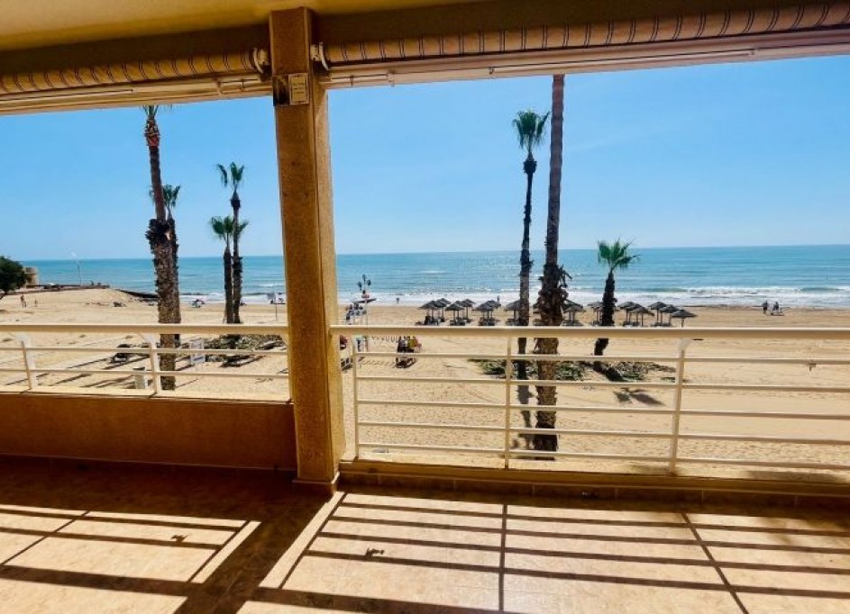 Herverkoop - Apartement Flat -
Torrevieja