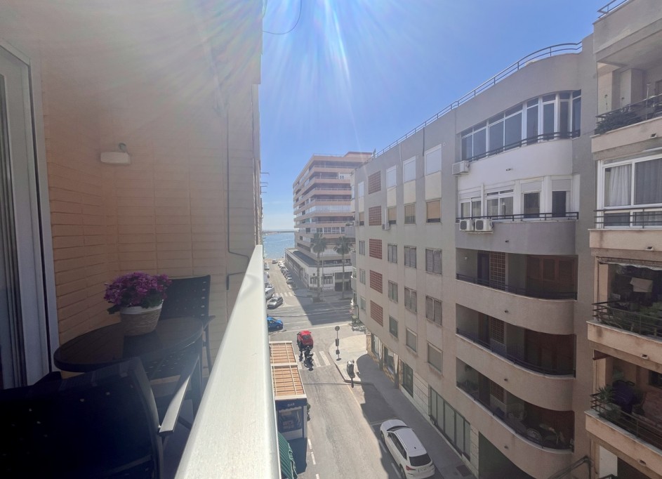 Herverkoop - Apartement Flat -
Torrevieja