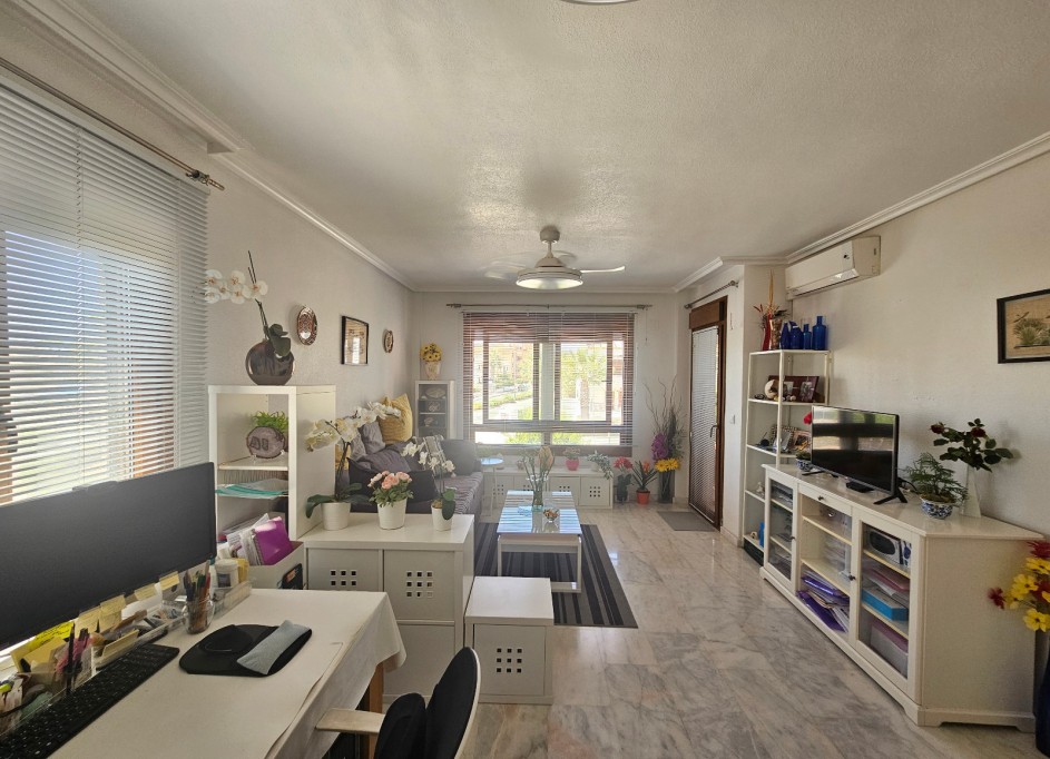 Herverkoop - Apartement Flat -
Villamartín - PAU 8