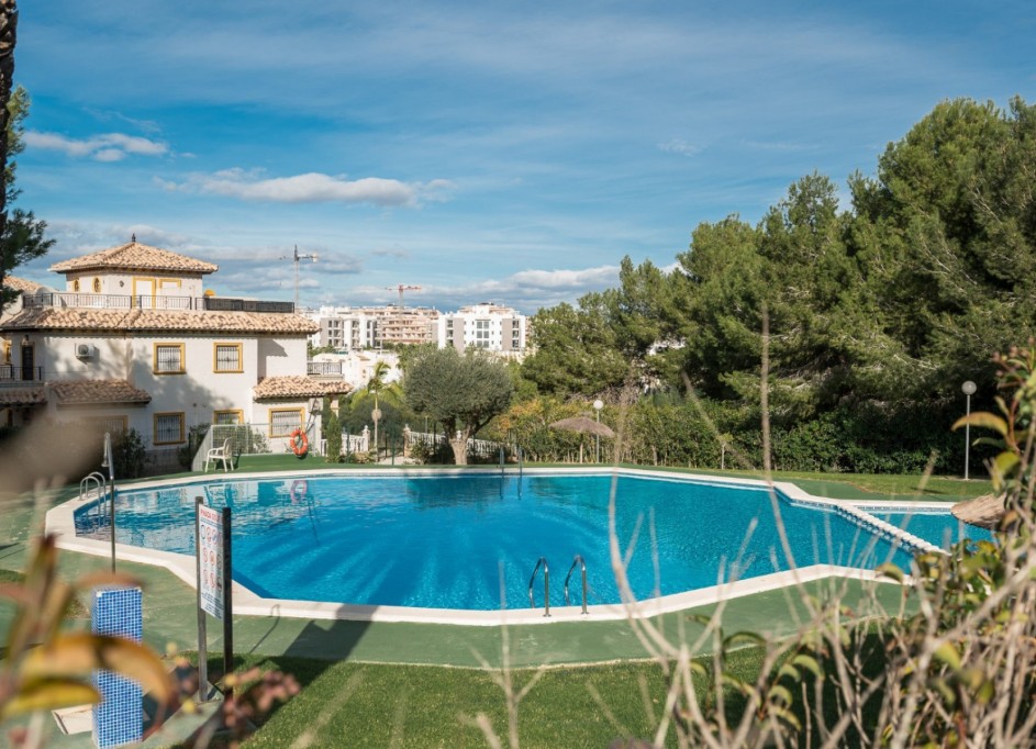 Herverkoop - Apartement Flat -
Villamartín - Pinada Golf