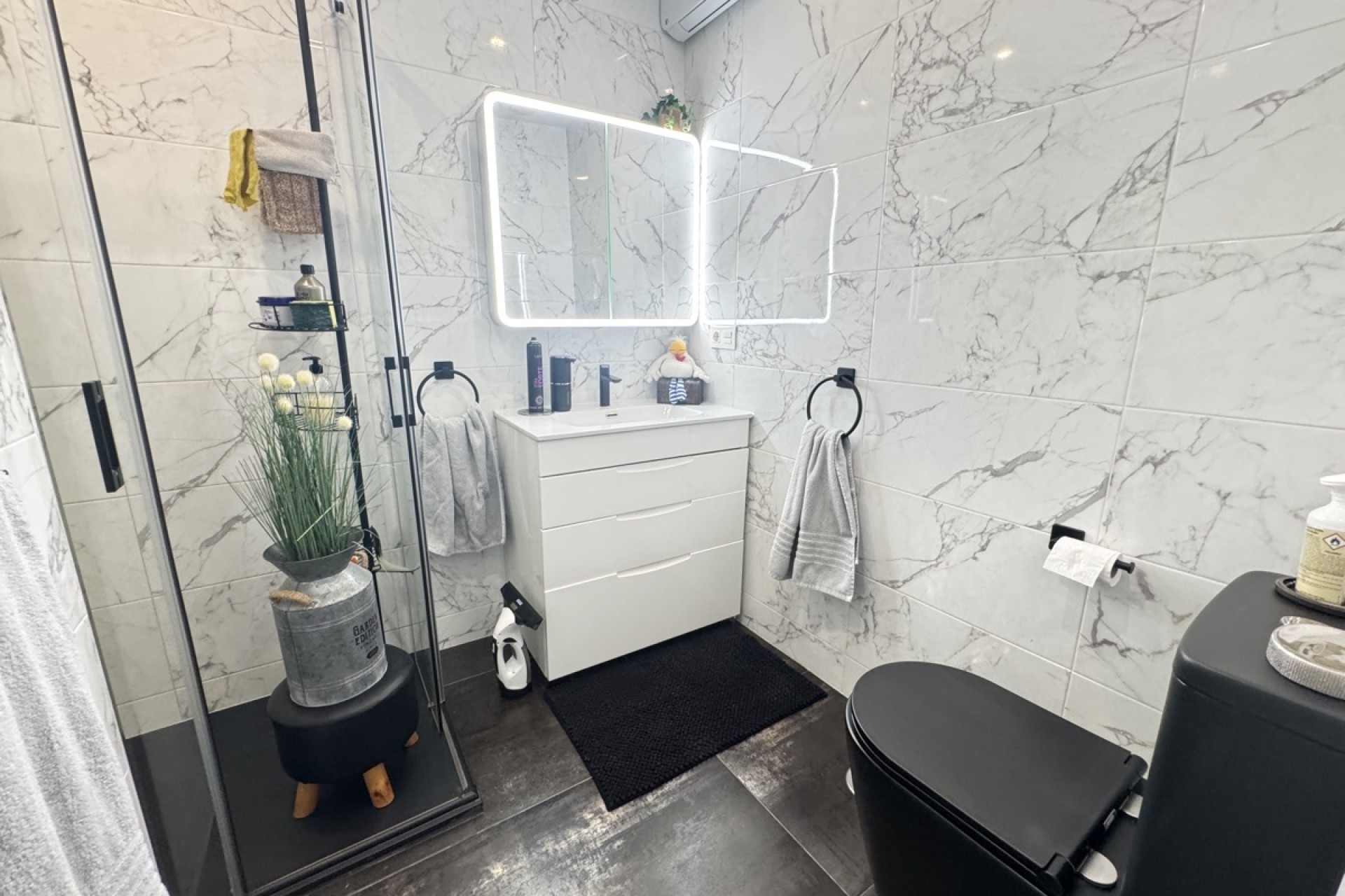 Herverkoop - Apartement Flat -
Villamartín