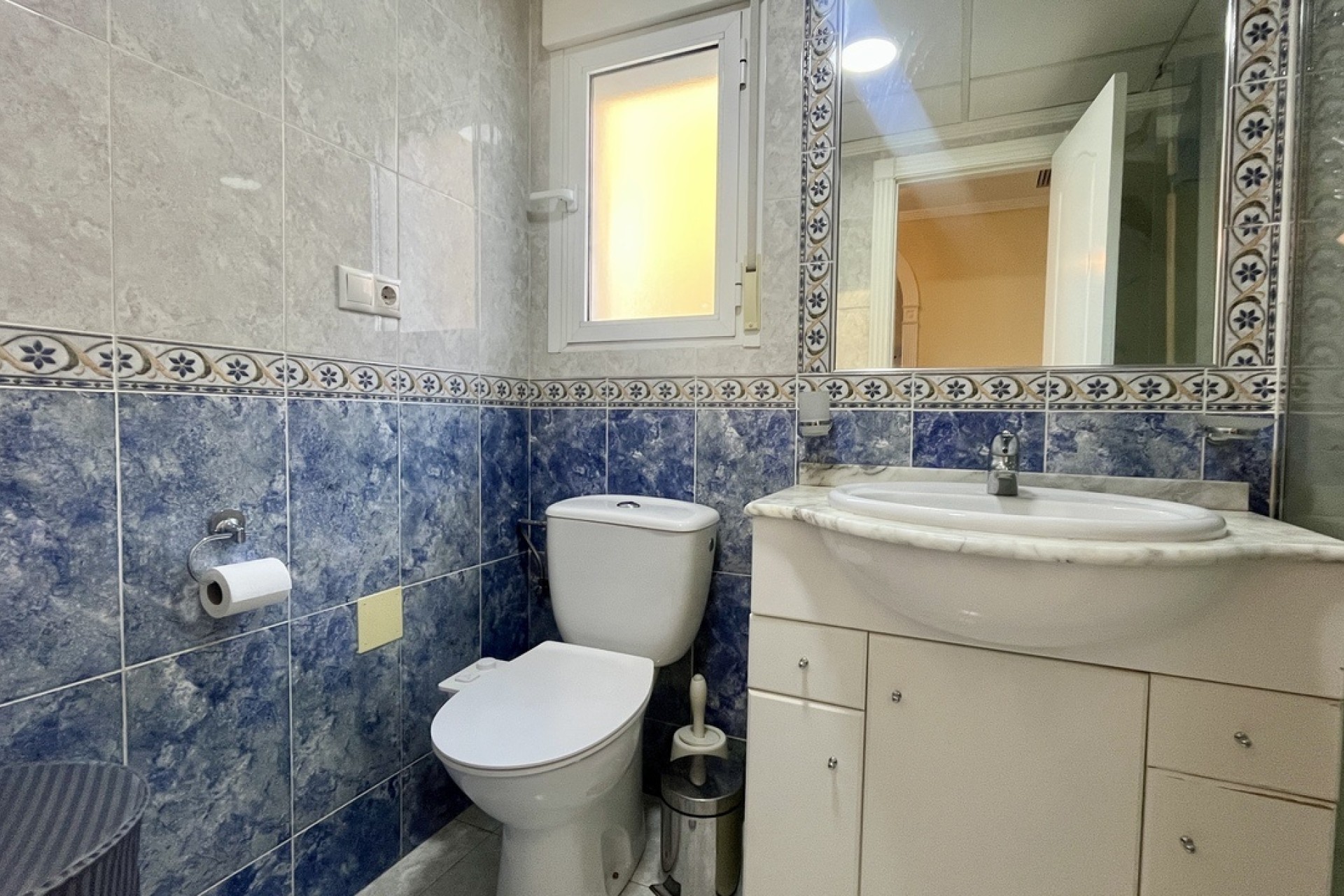 Herverkoop - Appartement / Flat -
Algorfa