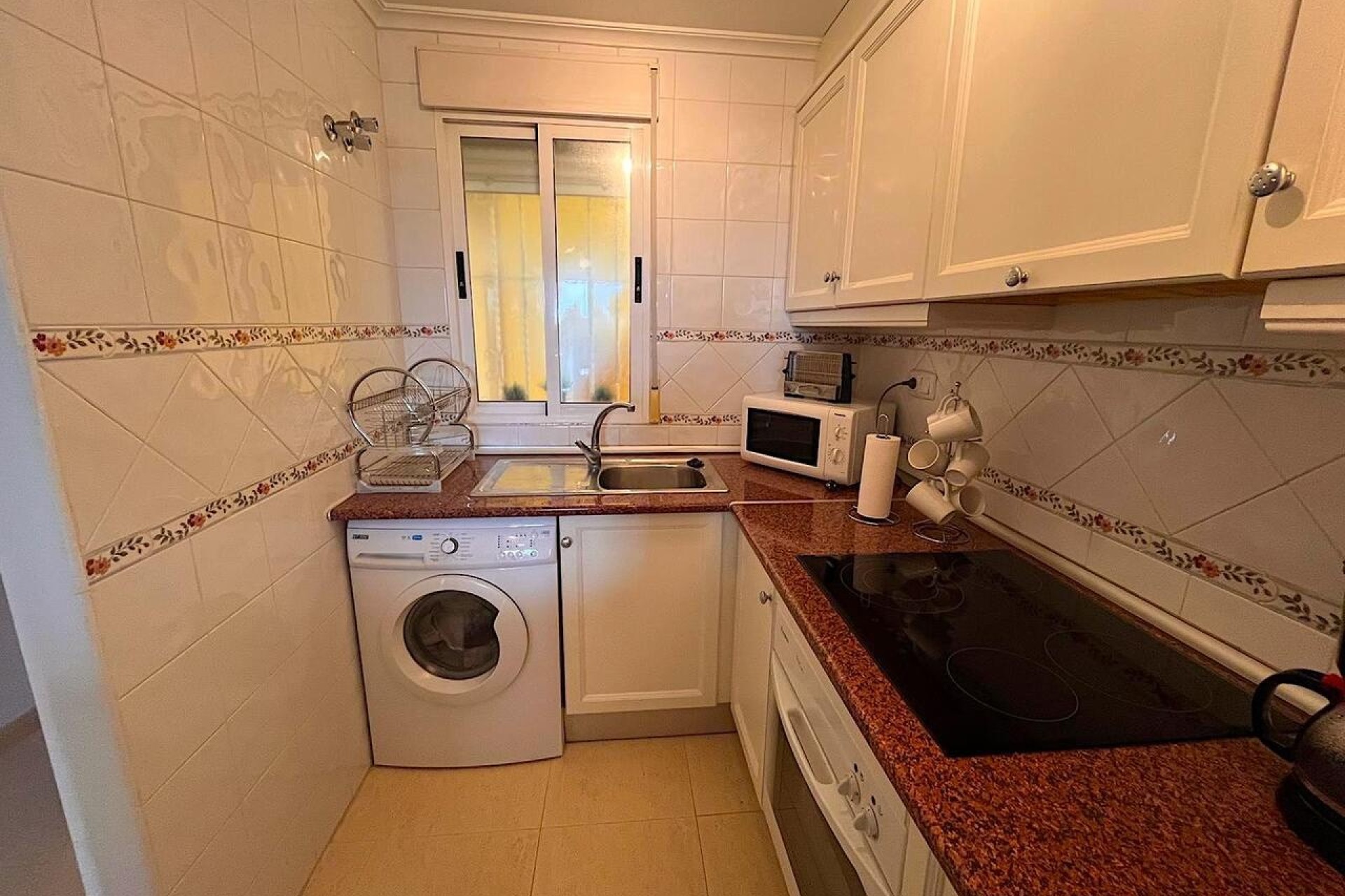 Herverkoop - Appartement / Flat -
Algorfa