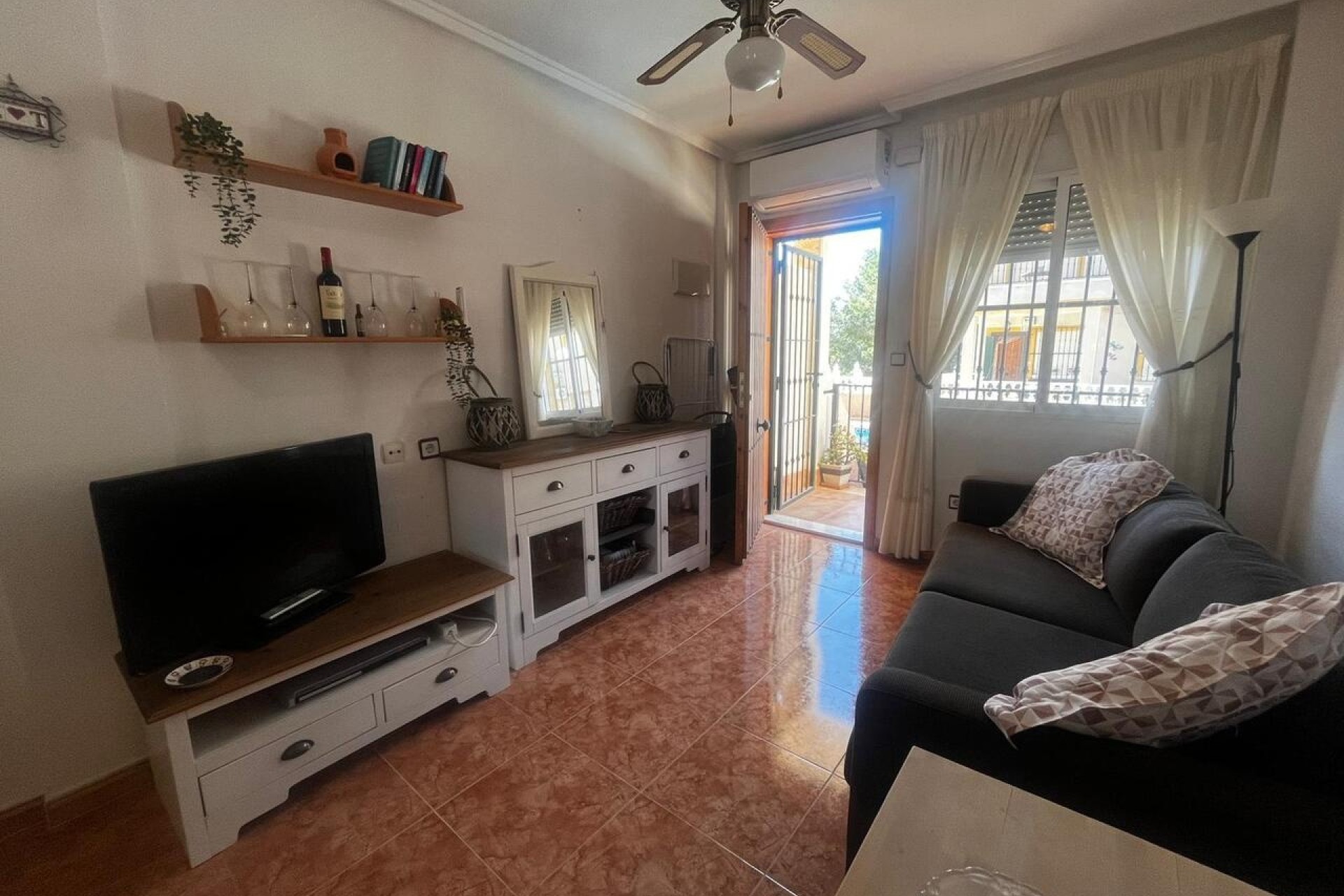 Herverkoop - Appartement / Flat -
Algorfa