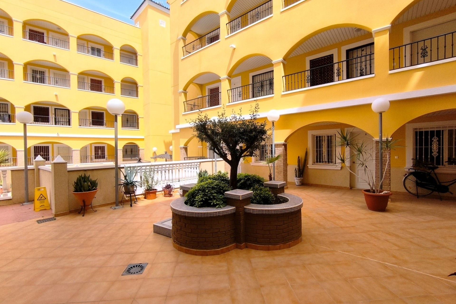 Herverkoop - Appartement / Flat -
Algorfa