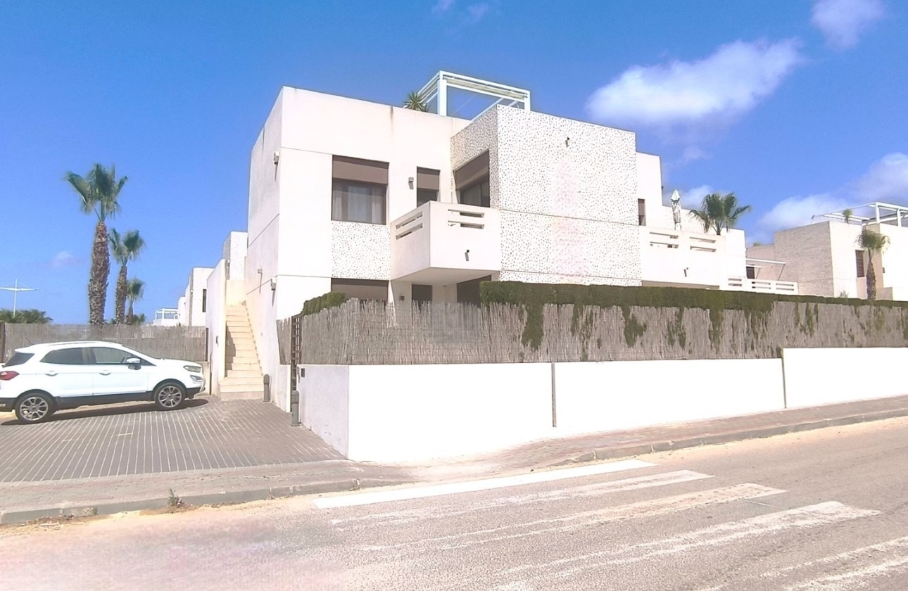 Herverkoop - Appartement / Flat -
Algorfa