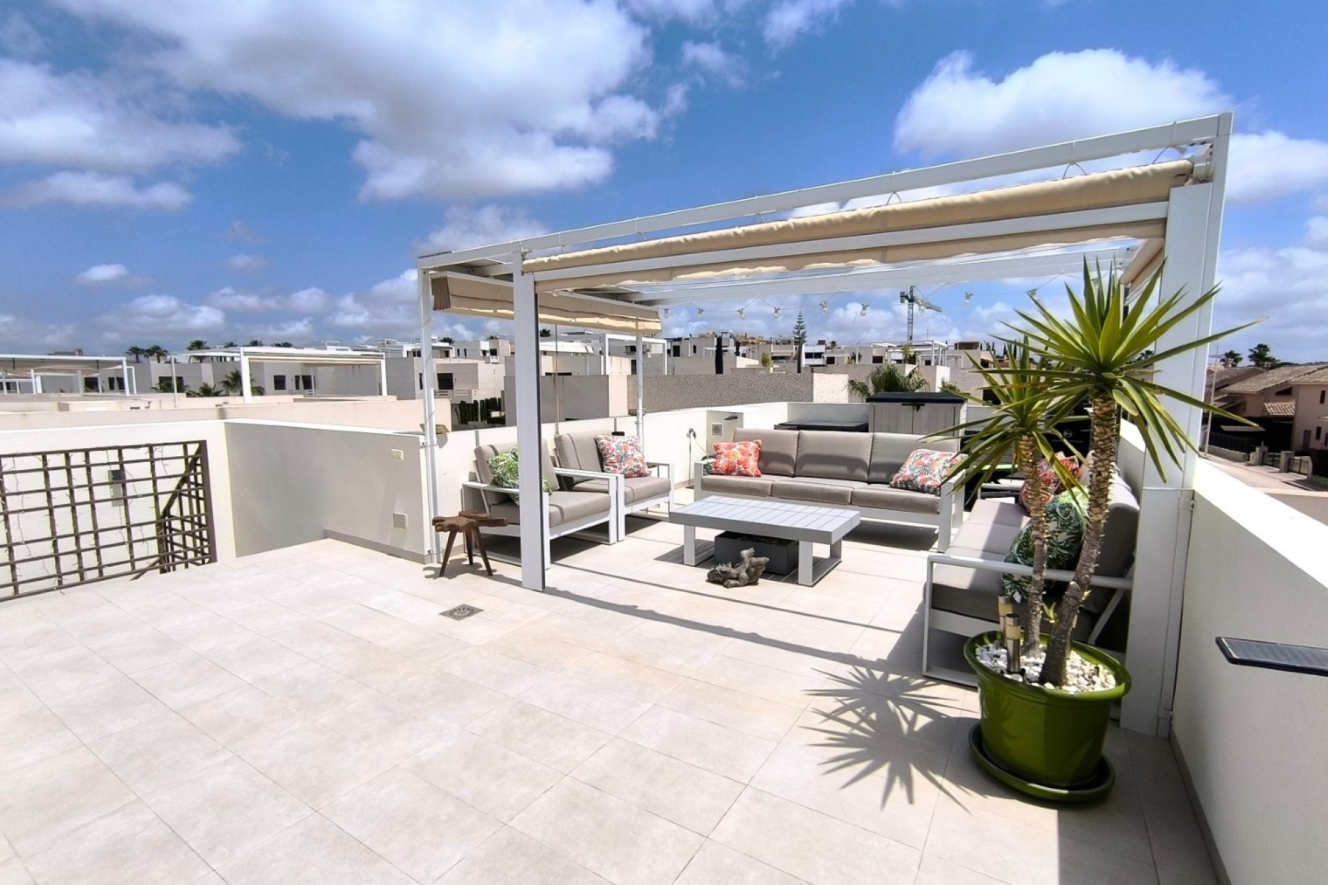 Herverkoop - Appartement / Flat -
Algorfa