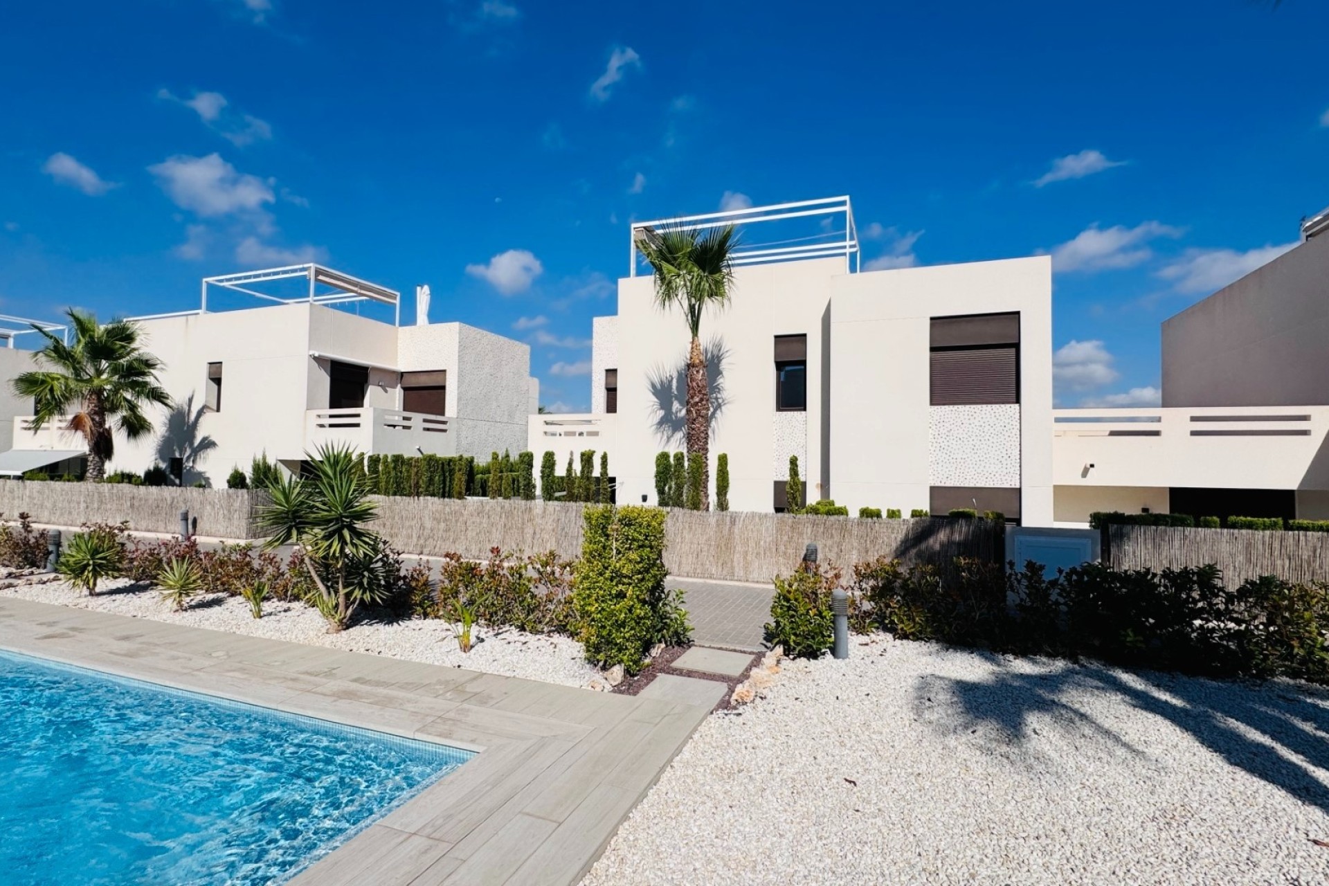 Herverkoop - Appartement / Flat -
Algorfa