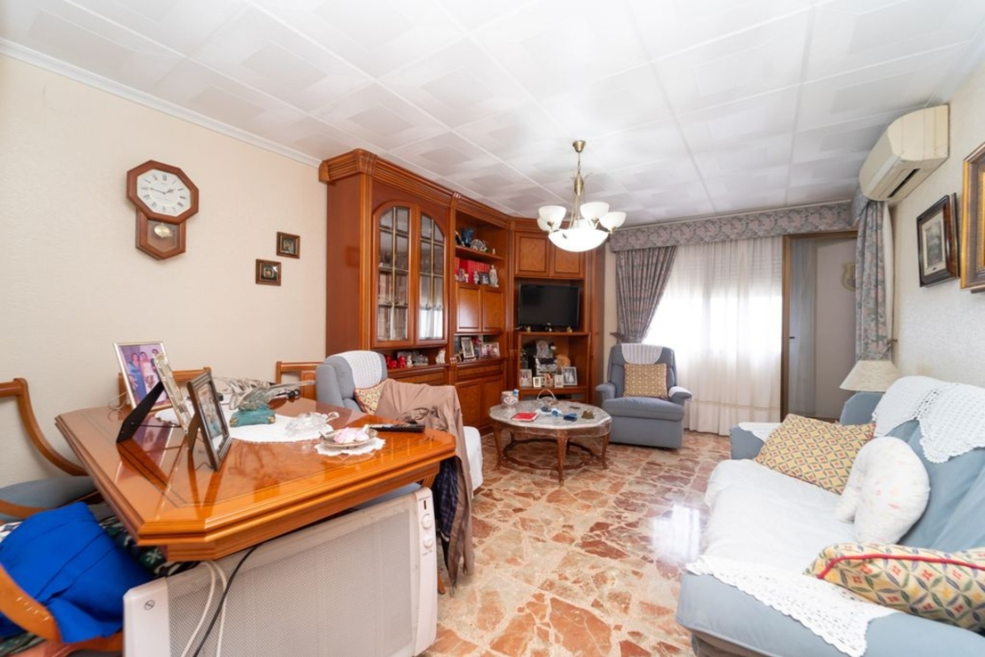 Herverkoop - Appartement / Flat -
Alicante