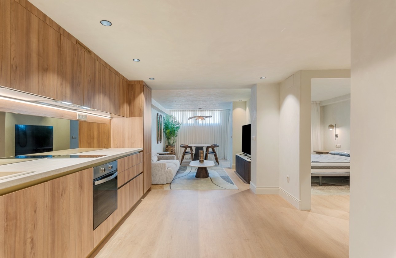 Herverkoop - Appartement / Flat -
Alicante