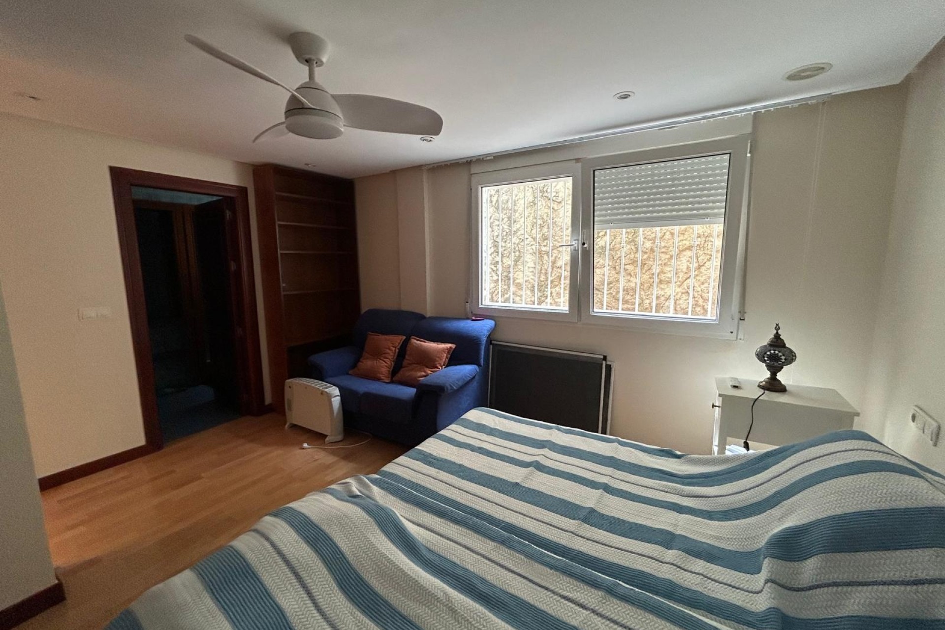 Herverkoop - Appartement / Flat -
Alicante