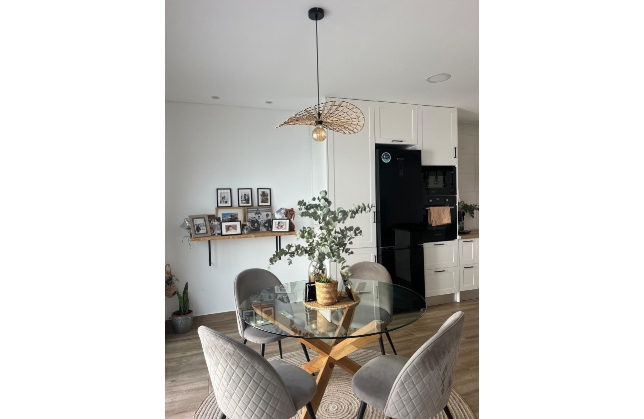 Herverkoop - Appartement / Flat -
Almoradí - Centro Urbano 2