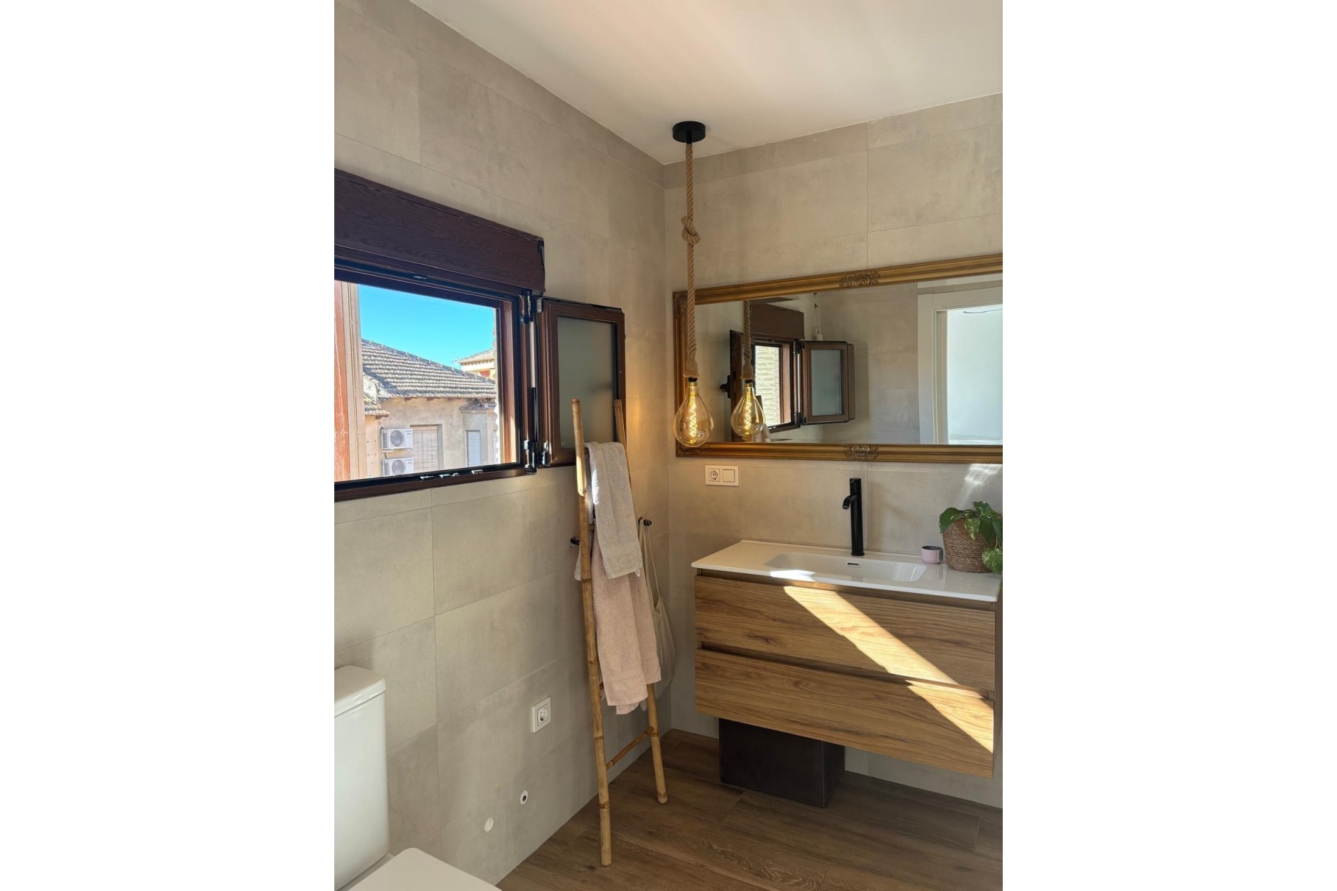 Herverkoop - Appartement / Flat -
Almoradí - Centro Urbano 2