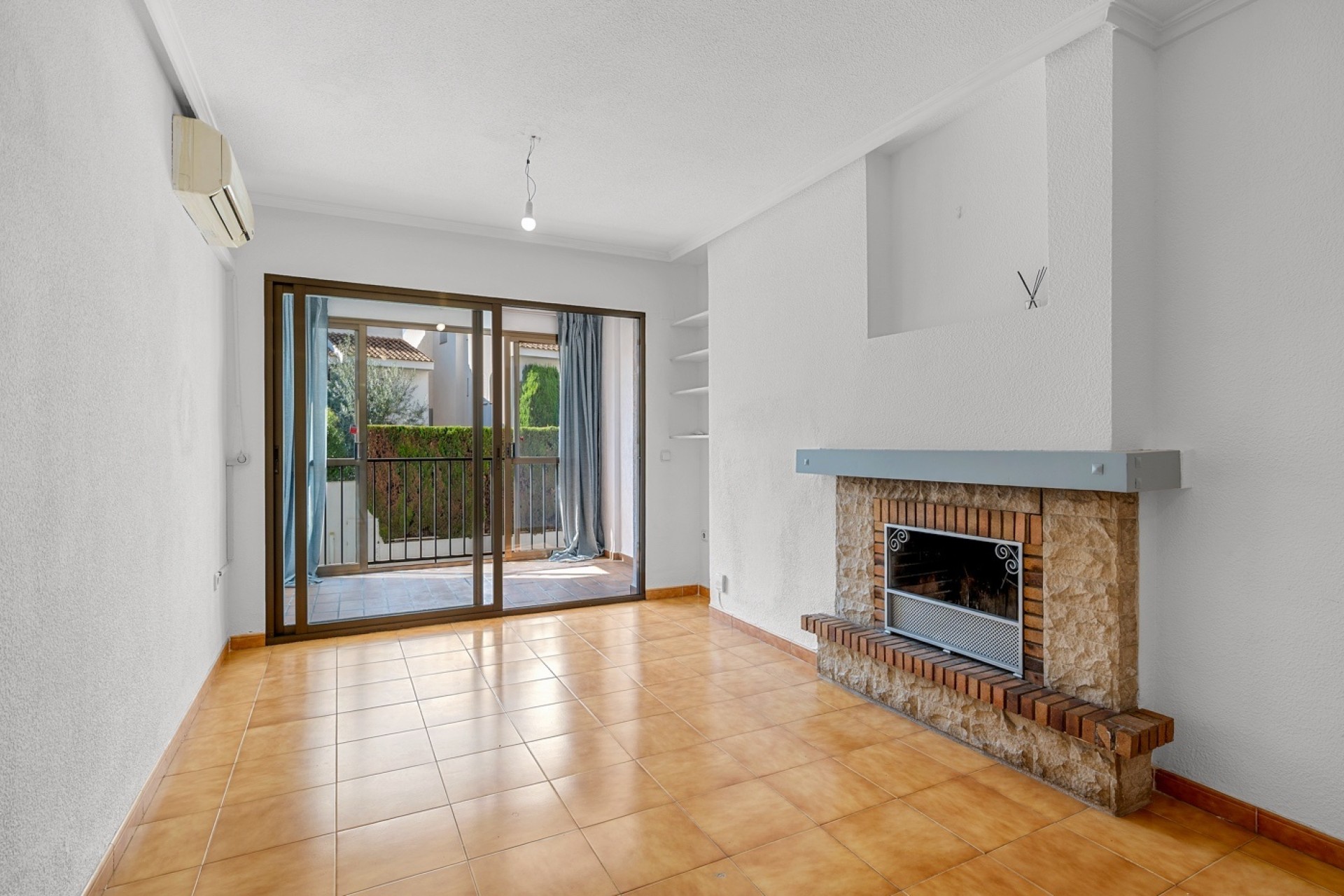 Herverkoop - Appartement / Flat -
Altea