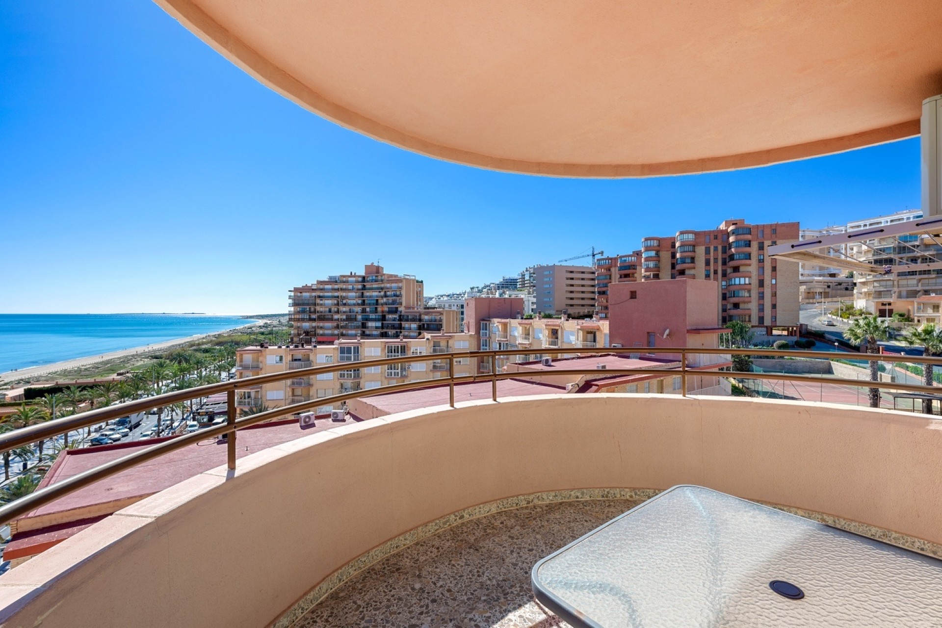 Herverkoop - Appartement / Flat -
Arenales del Sol - Segunda linea playa