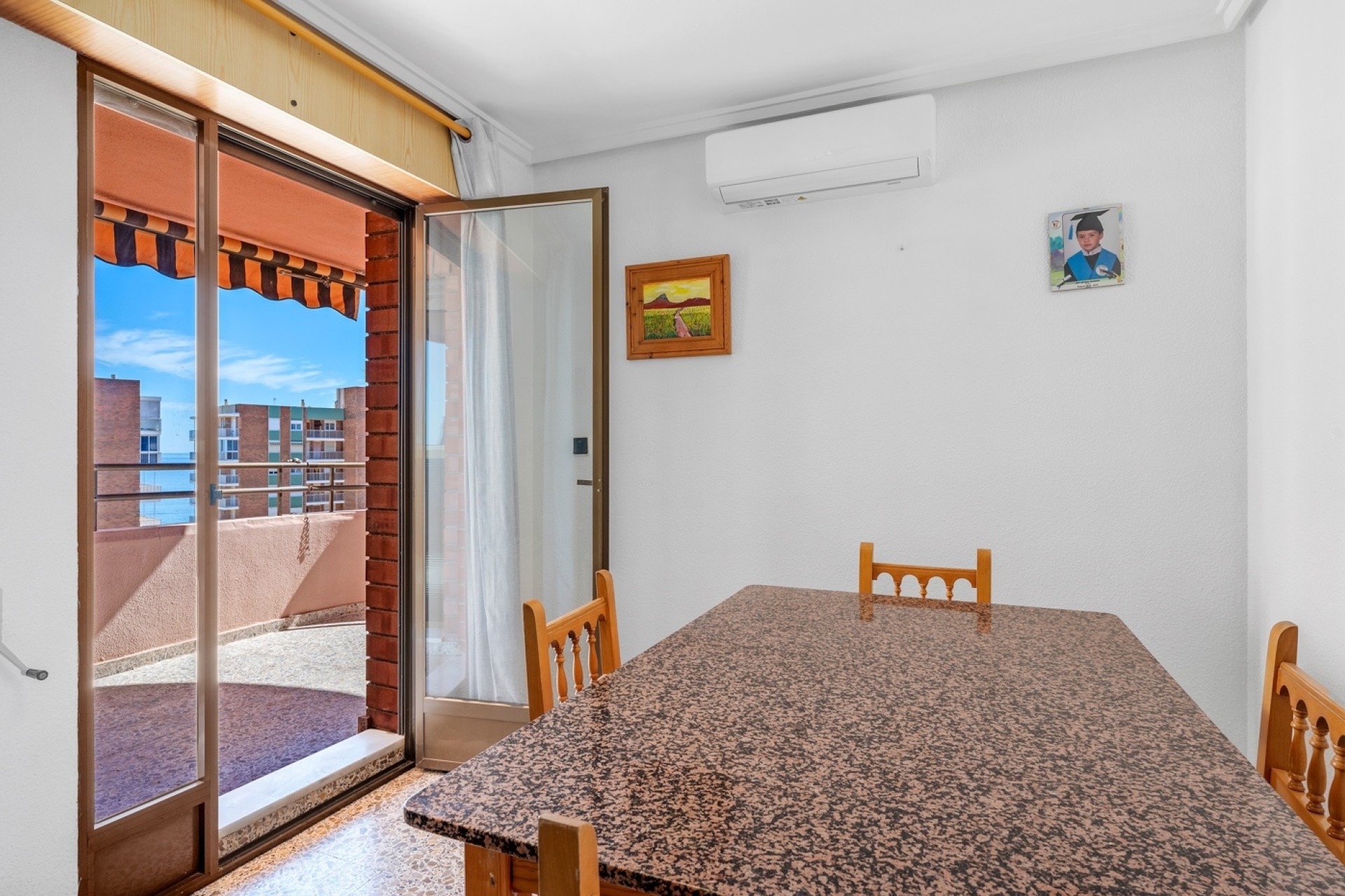 Herverkoop - Appartement / Flat -
Arenales del Sol - Segunda linea playa
