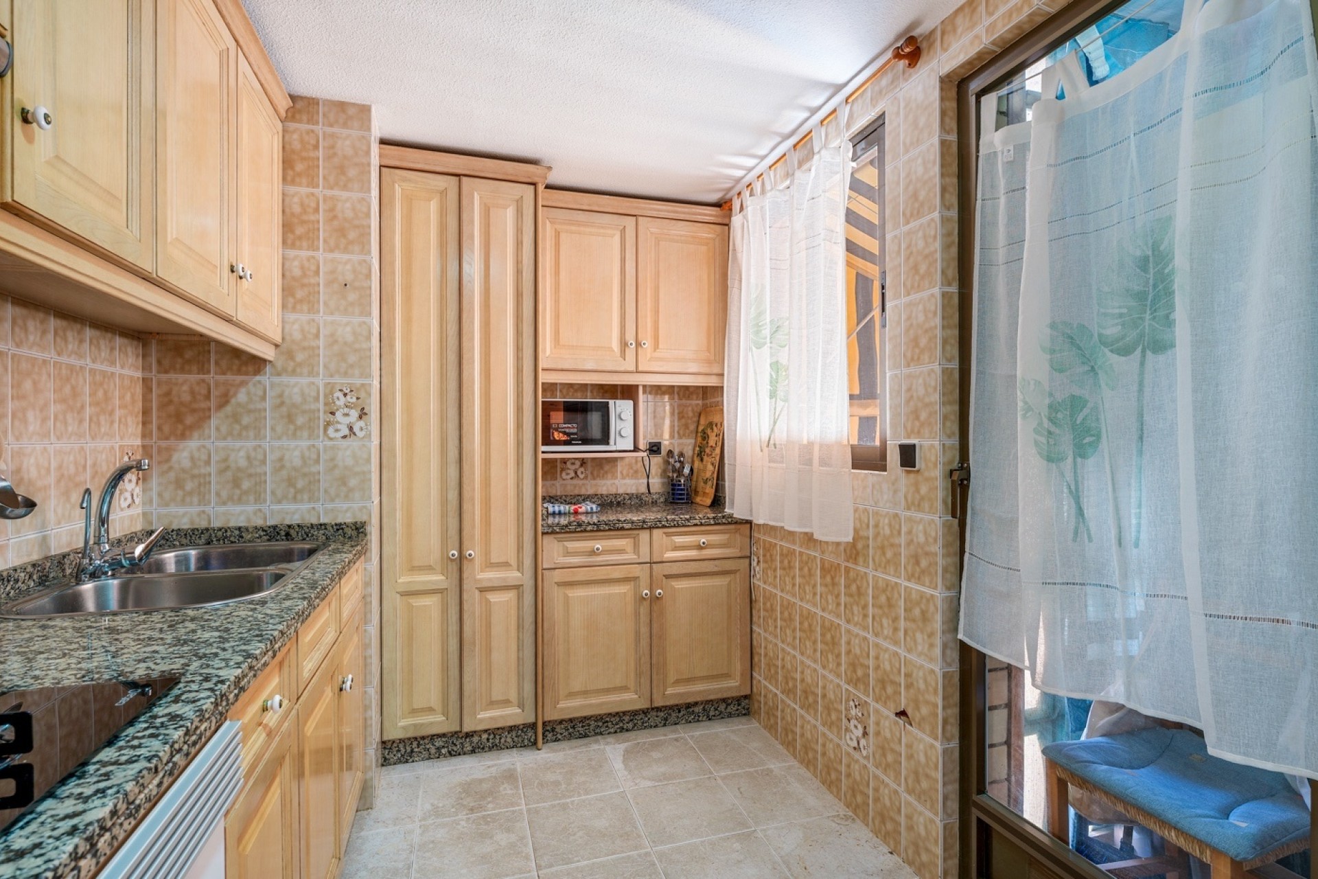 Herverkoop - Appartement / Flat -
Arenales del Sol - Segunda linea playa