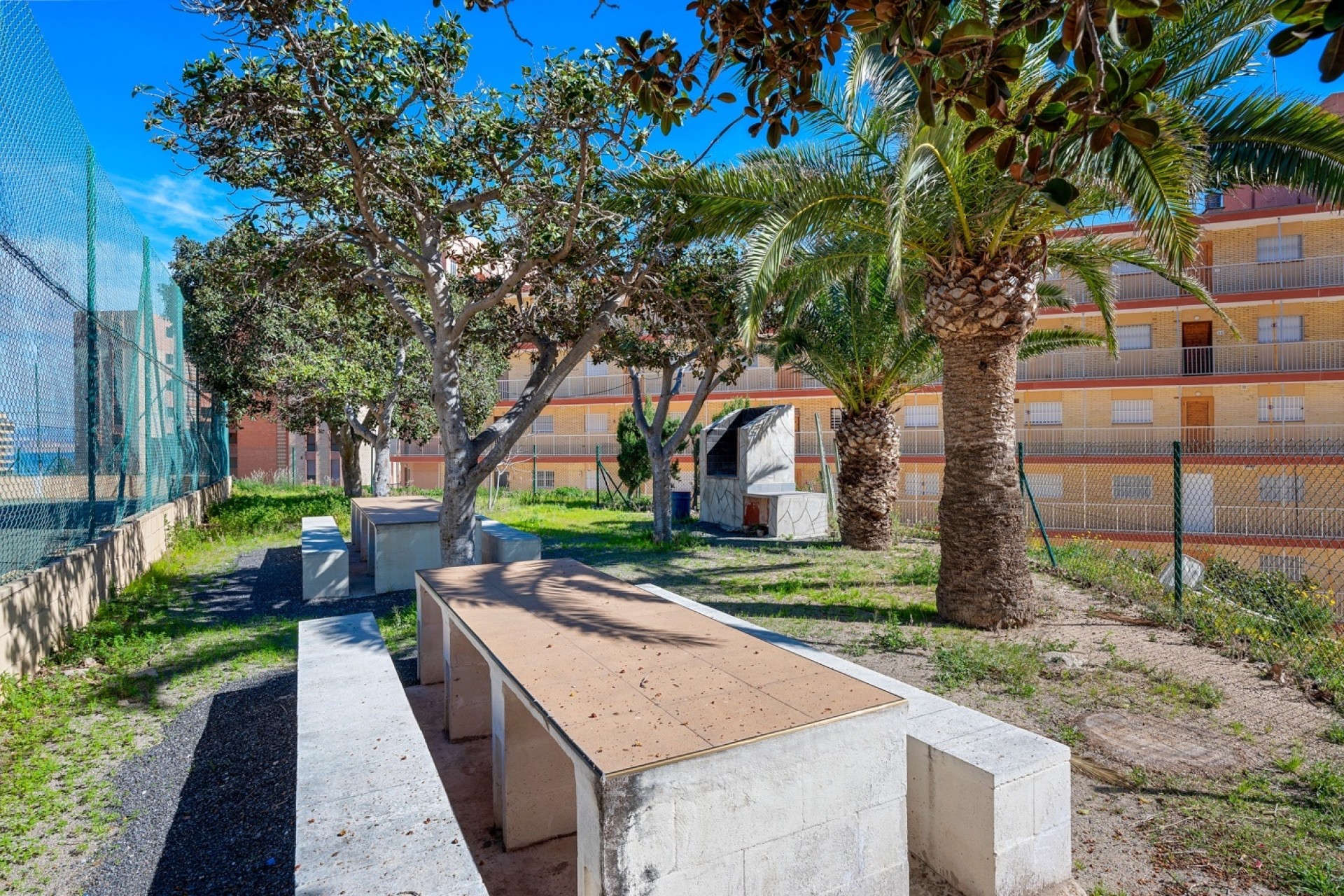 Herverkoop - Appartement / Flat -
Arenales del Sol - Segunda linea playa