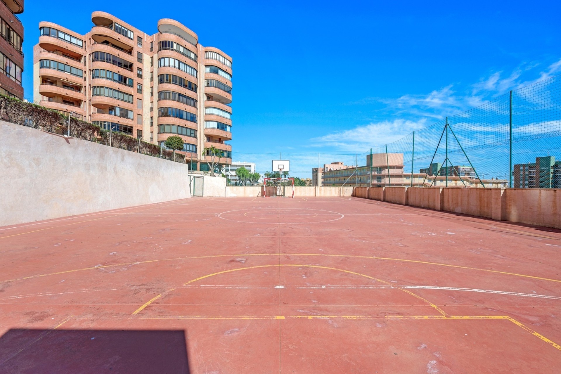 Herverkoop - Appartement / Flat -
Arenales del Sol - Segunda linea playa
