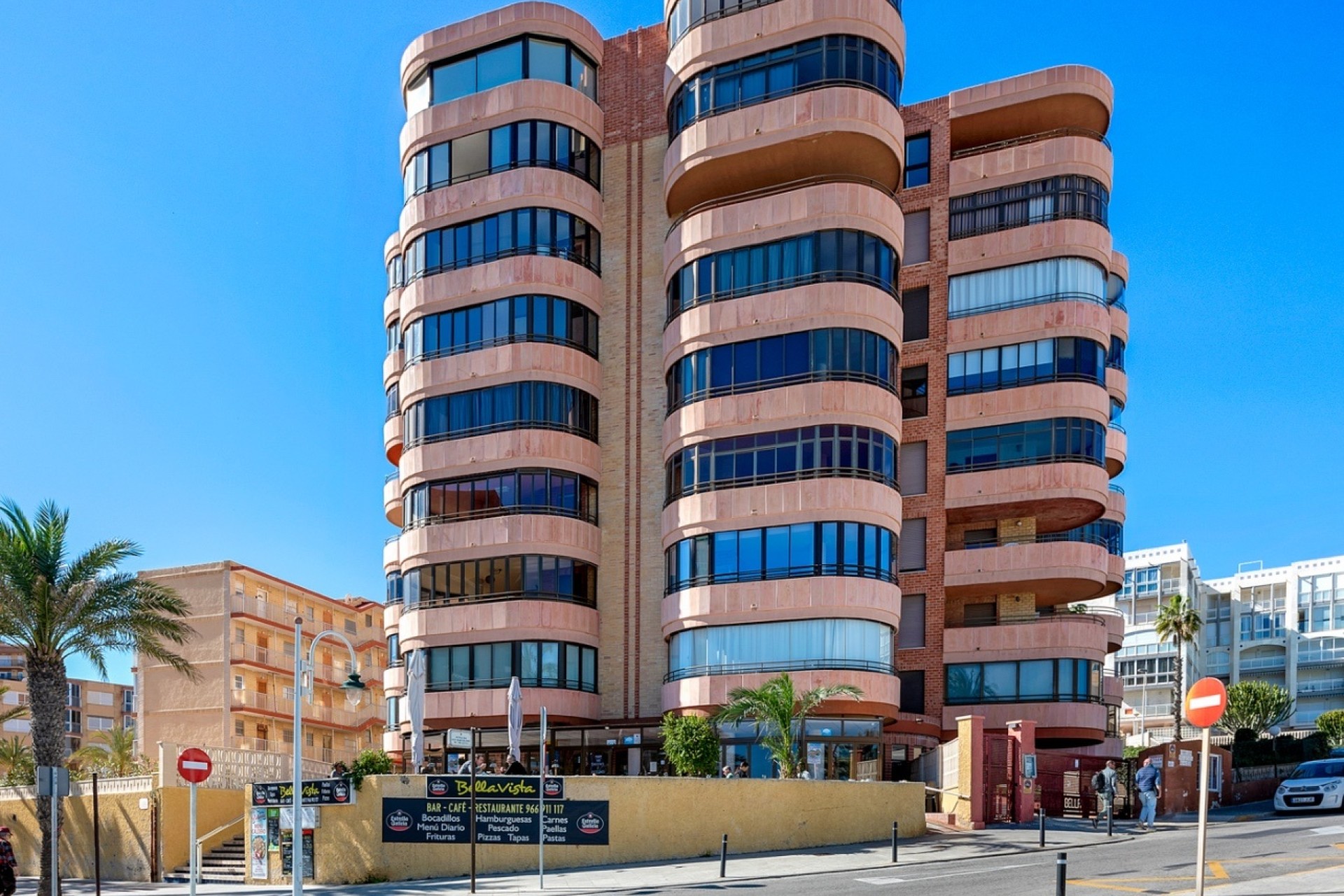 Herverkoop - Appartement / Flat -
Arenales del Sol - Segunda linea playa