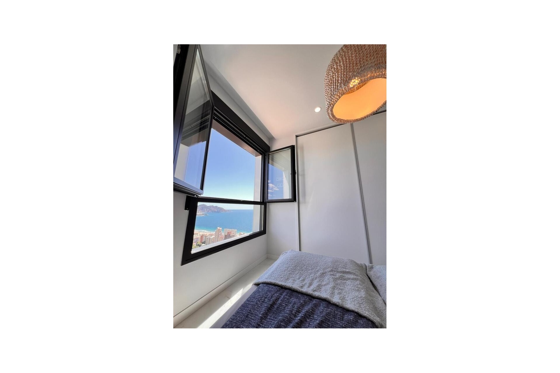 Herverkoop - Appartement / Flat -
Benidorm - Playa de Poniente