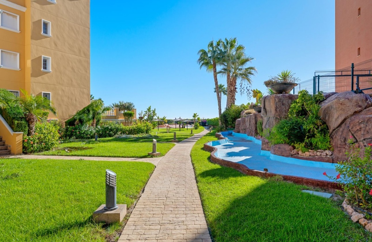 Herverkoop - Appartement / Flat -
Cabo Roig - Costa Blanca