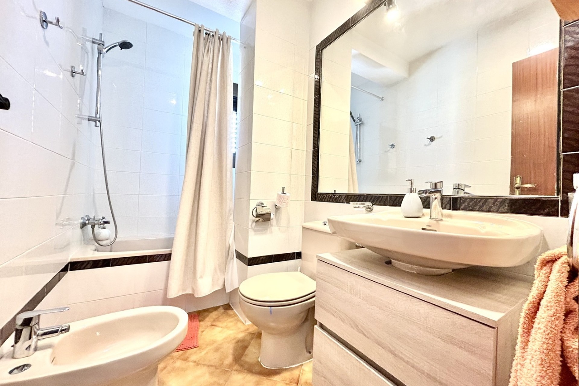 Herverkoop - Appartement / Flat -
Cabo Roig - Costa Blanca