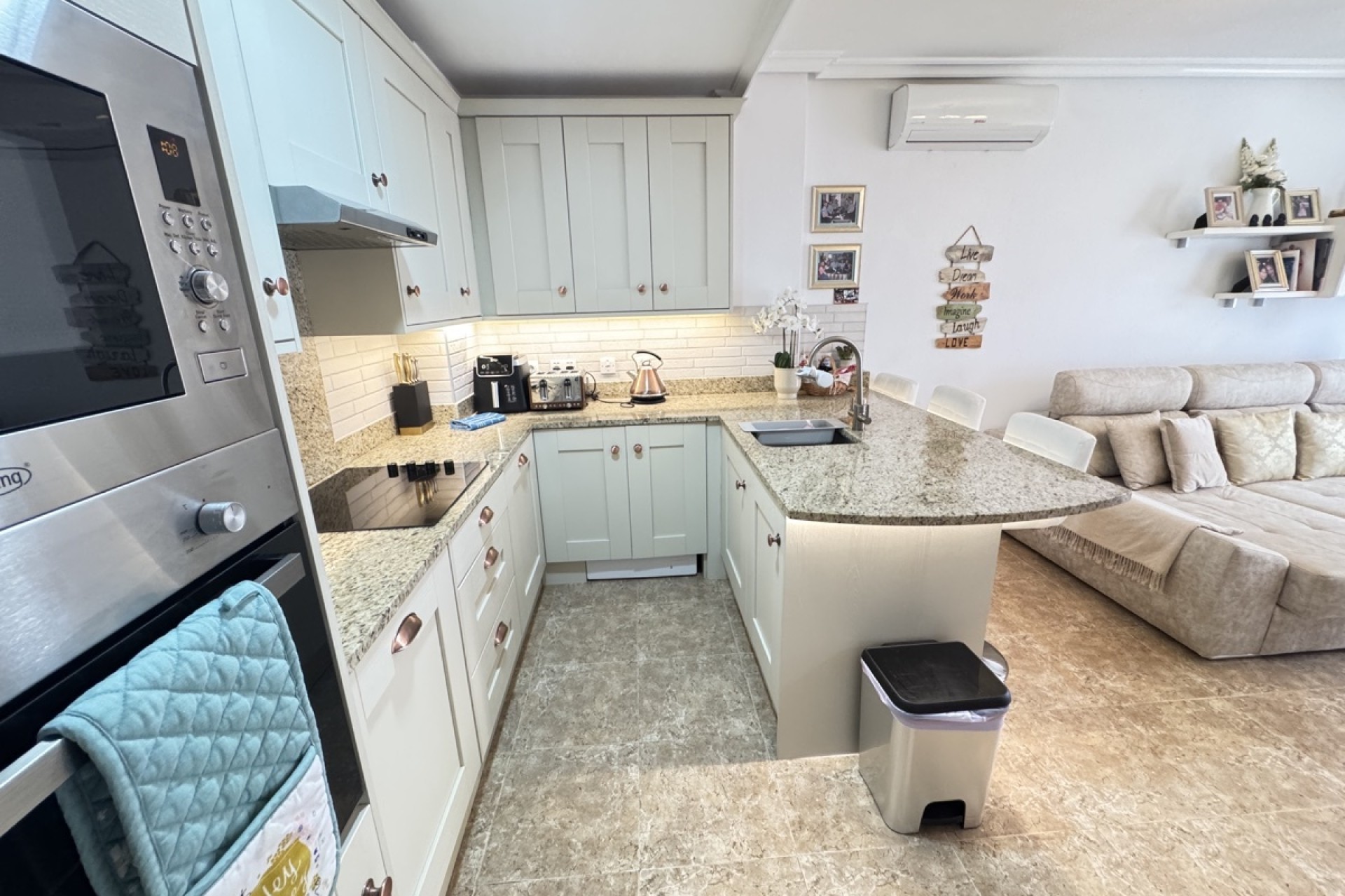 Herverkoop - Appartement / Flat -
Cabo Roig