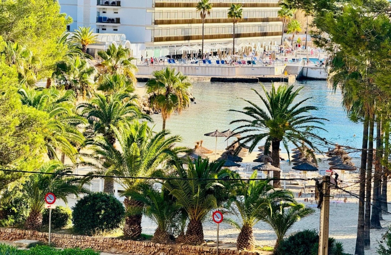 Herverkoop - Appartement / Flat -
Cala Vinyes - Calvià